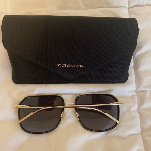 Dolce & Gabbana black/gold square aviator sunglasses - Picture 2 of 8